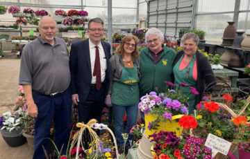 Tom’s Tours—Gurnee Greenhouse